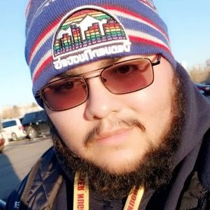 Meet your Posher, Tapia